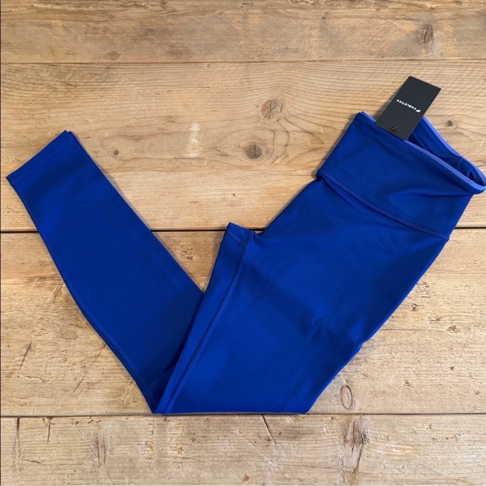 NWT- Fabletics Boost PowerHold HW Legging -ADMIRAL BLUE/ SAPPHIRE SKY(27”inseam) - Picture 6 of 9
